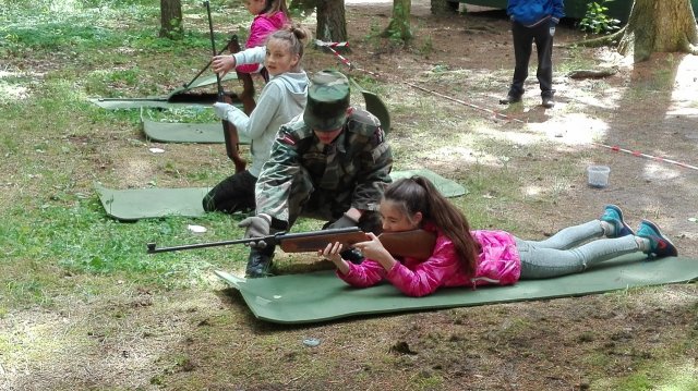 6. d klases vasaras piedzīvojums - nometne „Būsim Jaunsargi!”